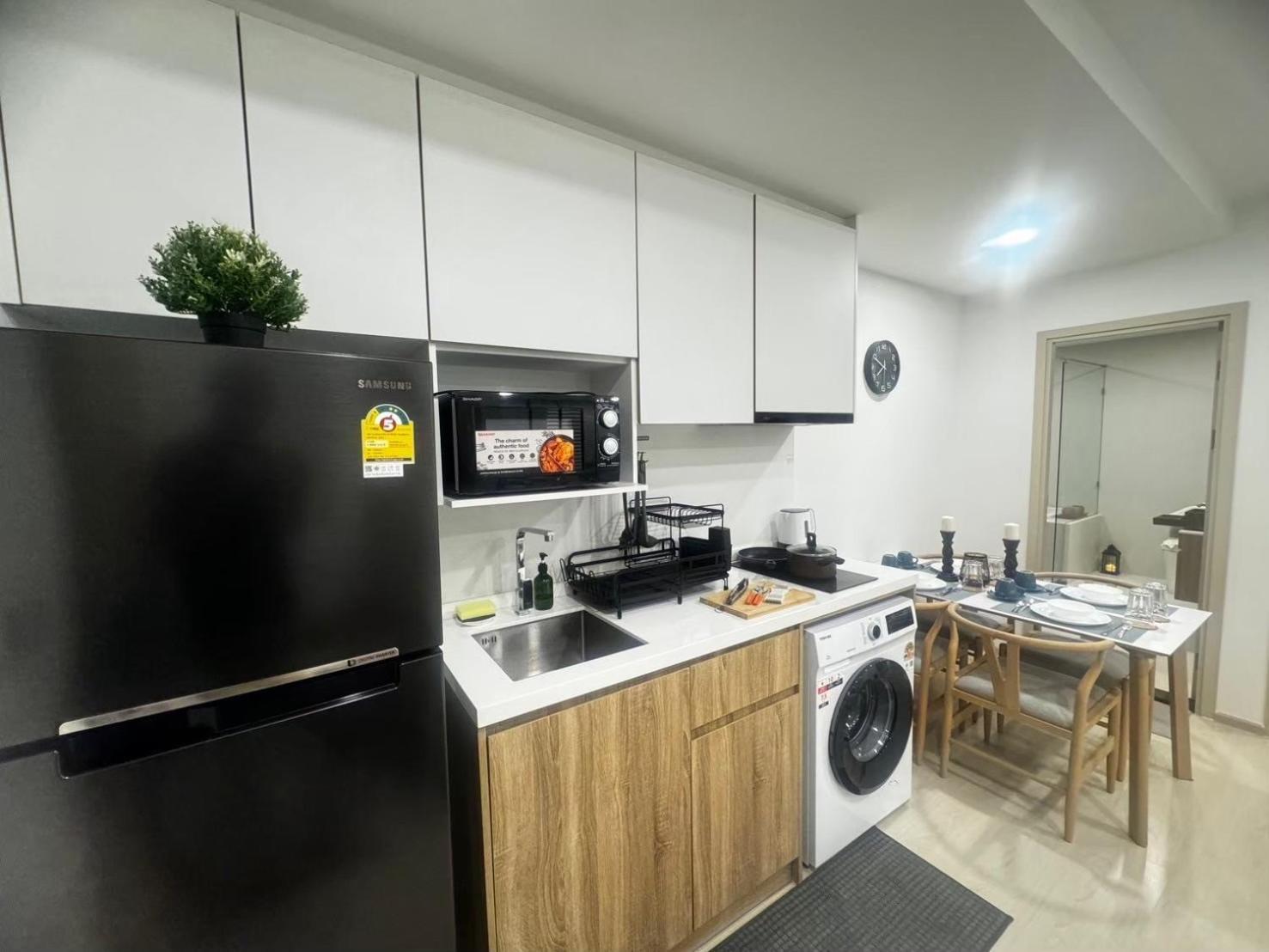 Ekamai 2 Bed Room Bangkok Luaran gambar