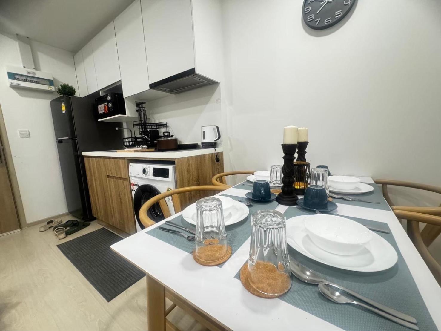 Ekamai 2 Bed Room Bangkok Luaran gambar